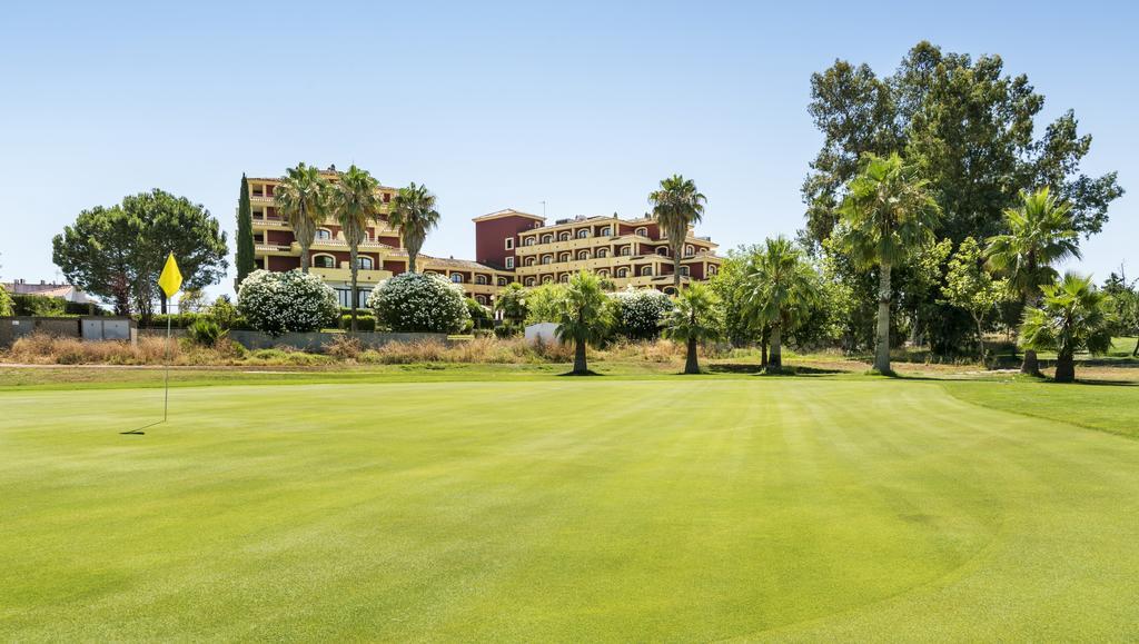 Ilunion Golf Badajoz Hotel Exterior photo